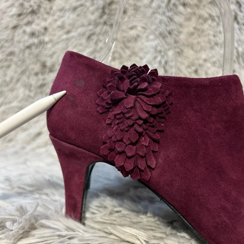 Alex Marie Womens Shoes Booties Heels 6.5 M Wine Suede Flower Petals Side Zipper